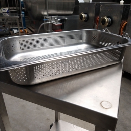Perforated s/s tray 